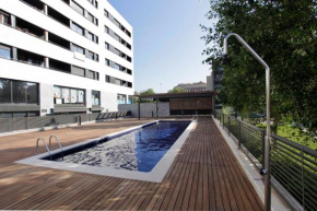 1216 - Forum Gardens Apartment